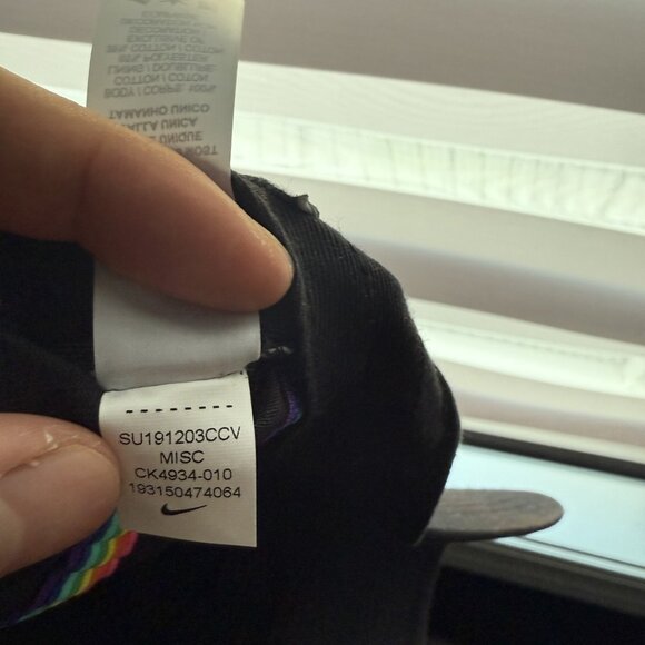 Nike Be True LGBTQ Pride Flag Heritage 86 Cap - Picture 4 of 6